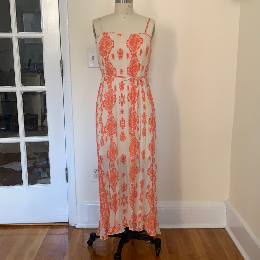 Pleated maxi dress